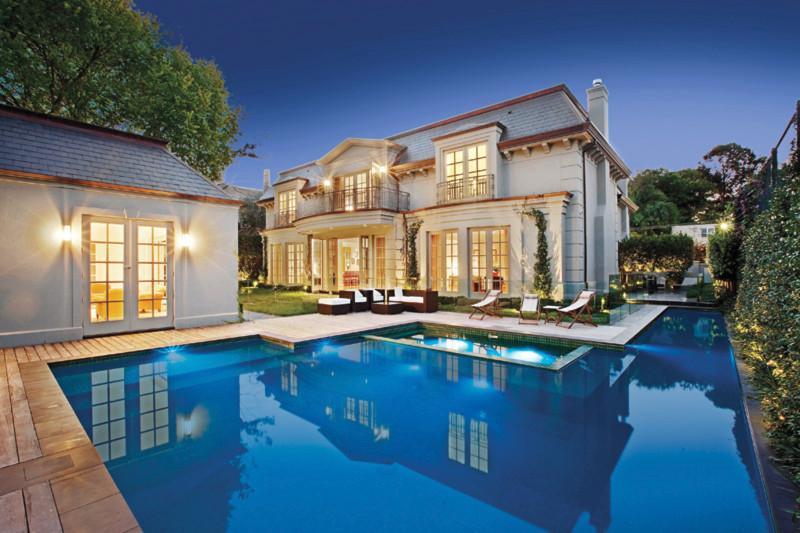 Toorak Residence Pool Home Improvement Guide